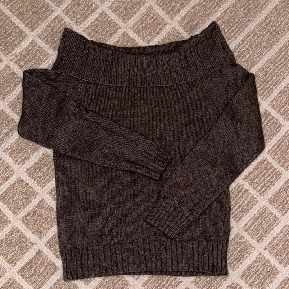 Off-Shoulder Old Navy Knit Sweater - Dark brown
